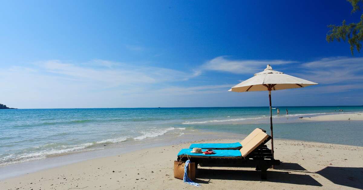 Ein Foto vom Strand beim Centara Koh Chang Tropicana Resort