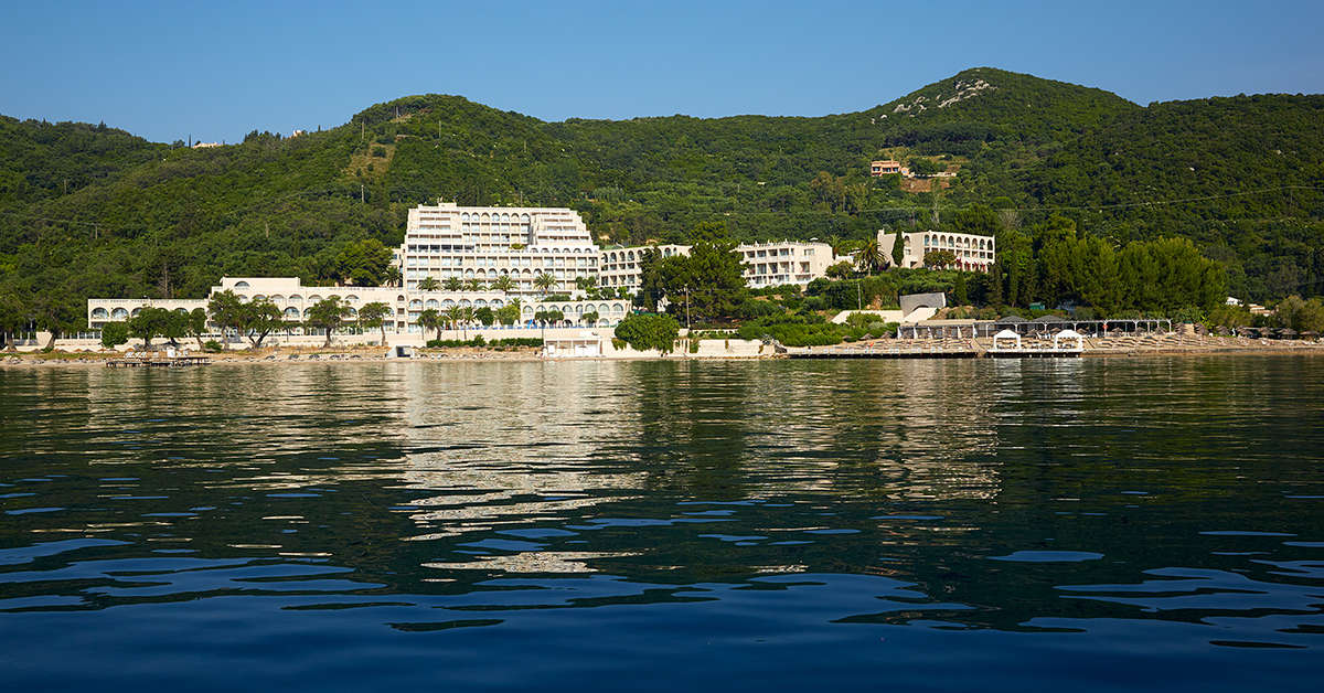 Een foto van de buitenkant van Marbella Mar-Bella Collection