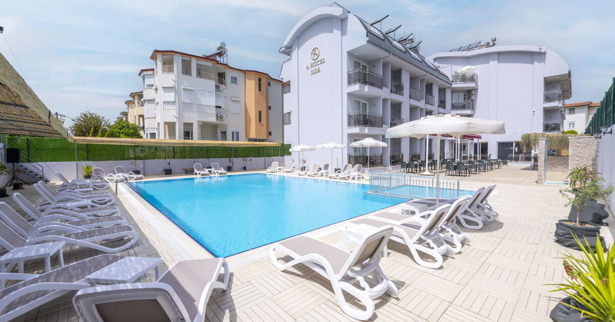 Ein Foto vom Pool im A Hotel Side