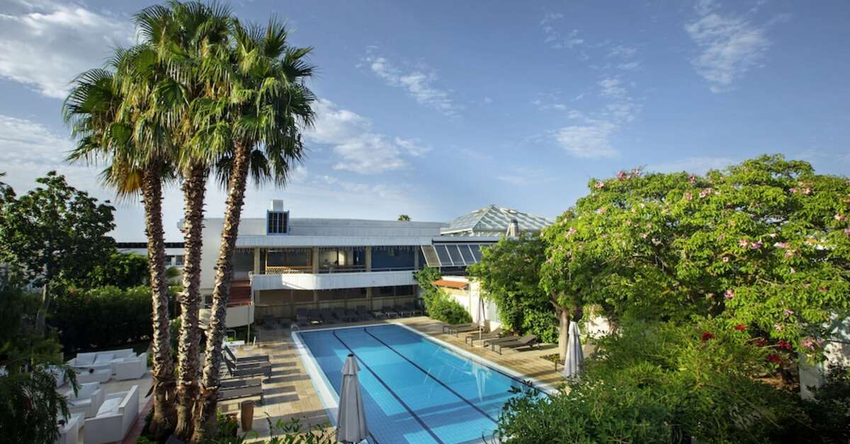 Een foto van het zwembad bij Robinson Club Apulia