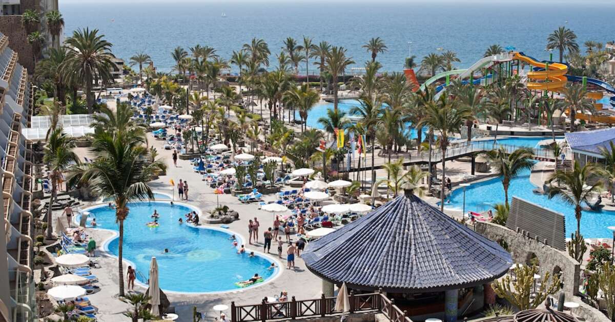 Een foto van het zwembad bij Hotel Livvo Lago Taurito