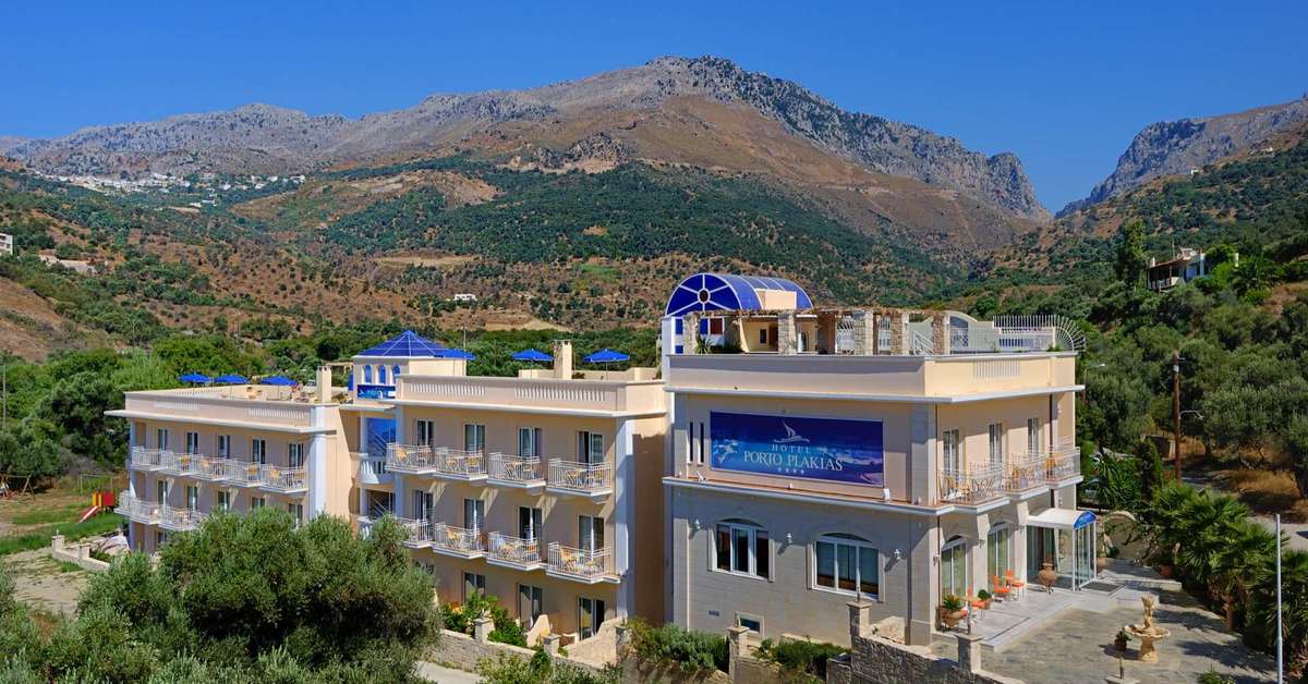 Een foto van de buitenkant van Hotel Porto Plakias
