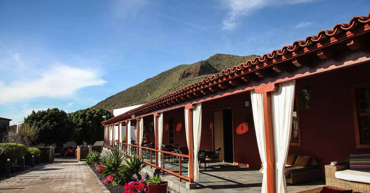 Een foto van de buitenkant van La Casona del Patio