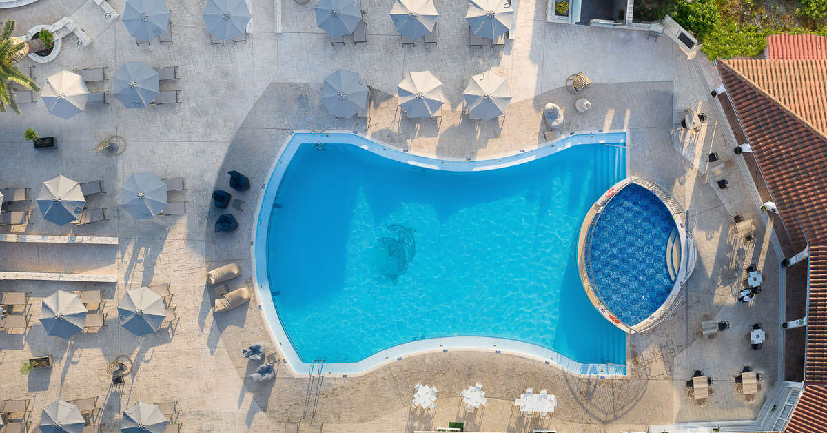 Een foto van het zwembad bij Marelen Hotel