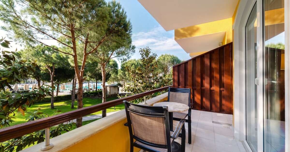 Een foto van het terras bij Robinson Nobilis
