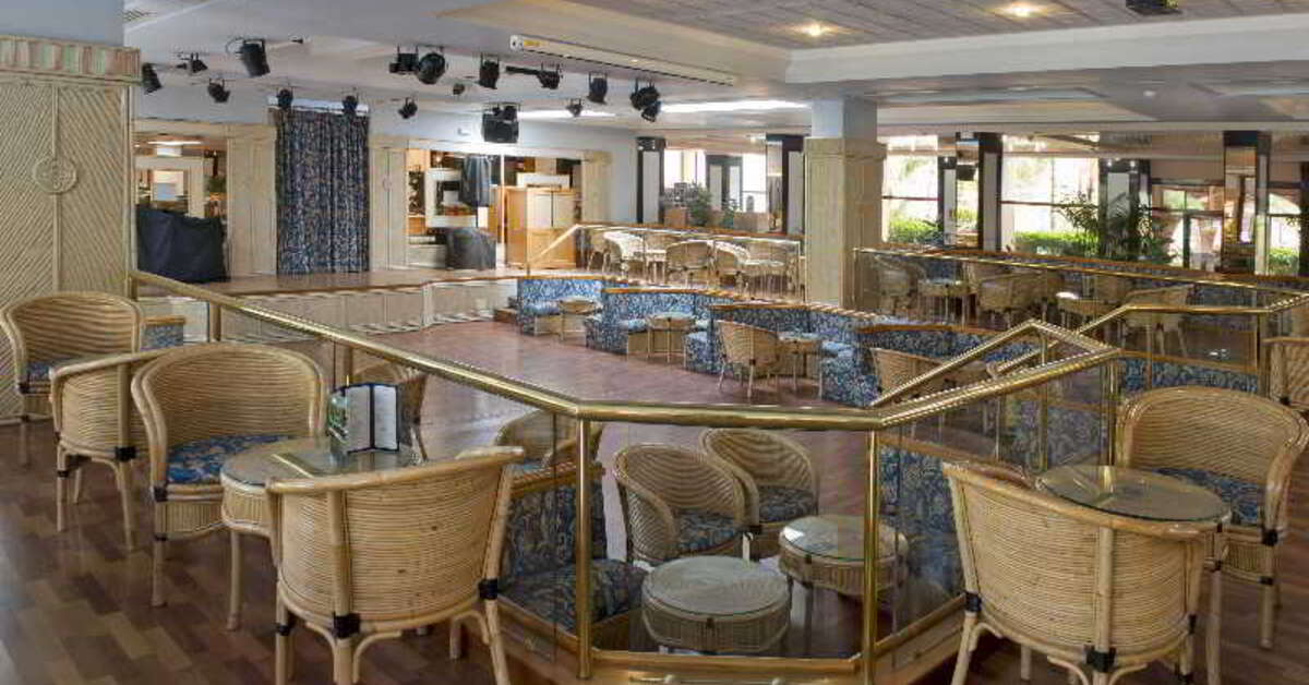 Een foto van het interieur van Hotel Puerto Palace