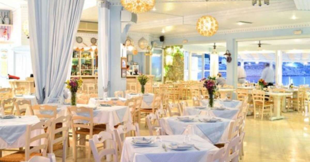 Een foto van Petinos Beach Hotel