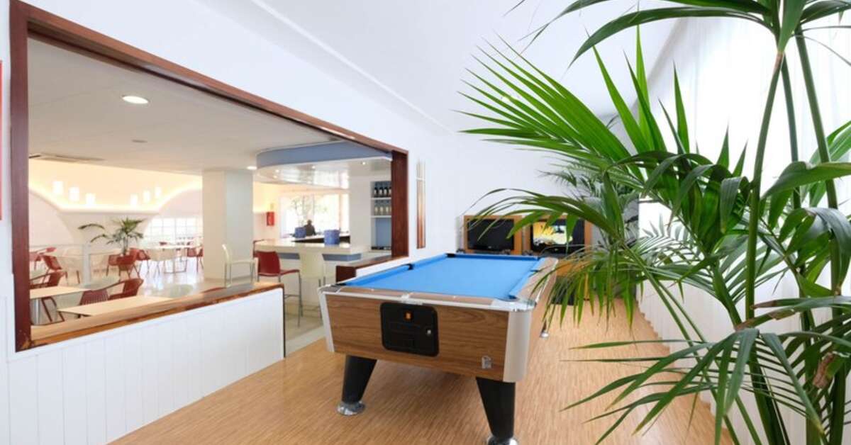 Een foto van de faciliteiten bij azuLine Hotel Bergantin