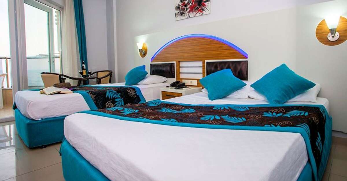 Een foto van het interieur van Kleopatra Ada Beach