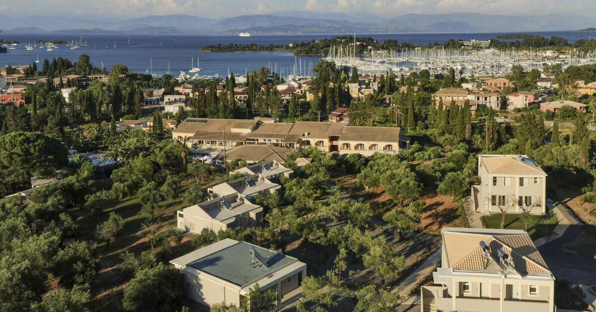 Een foto van de buitenkant van Art Hotel Debono