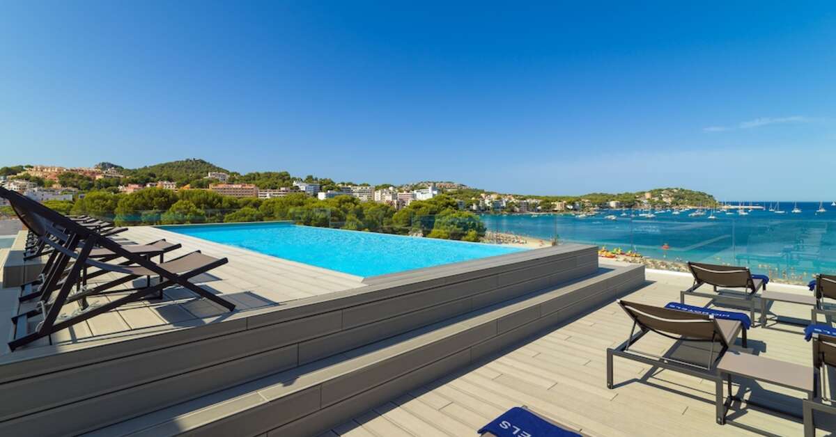 Een foto van het zwembad bij H10 Casa Del Mar