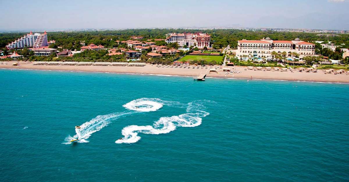 Ein Foto von der Außenansicht des Sirene Belek Hotel