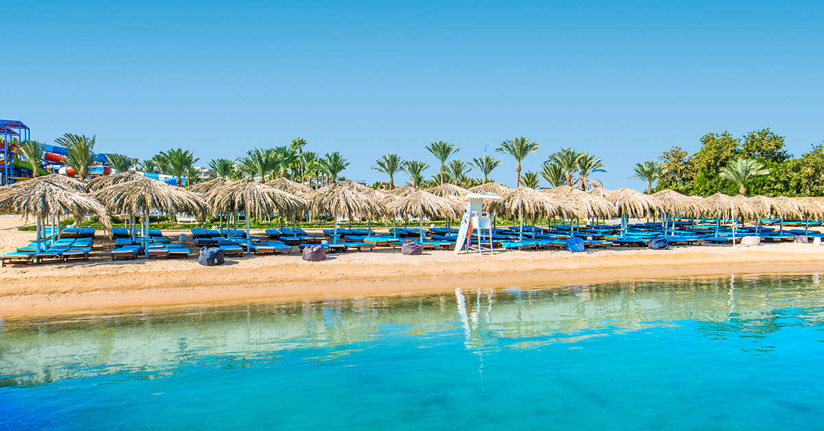 Een foto van het strand bij Sunrise Aqua Joy Resort
