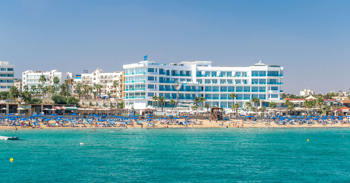 Ein Foto von der Außenansicht des Vrissaki Beach