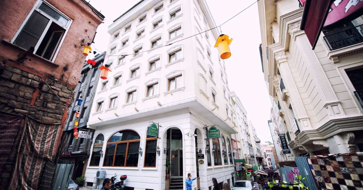 Een foto van de buitenkant van Hotel Centrum Istanbul