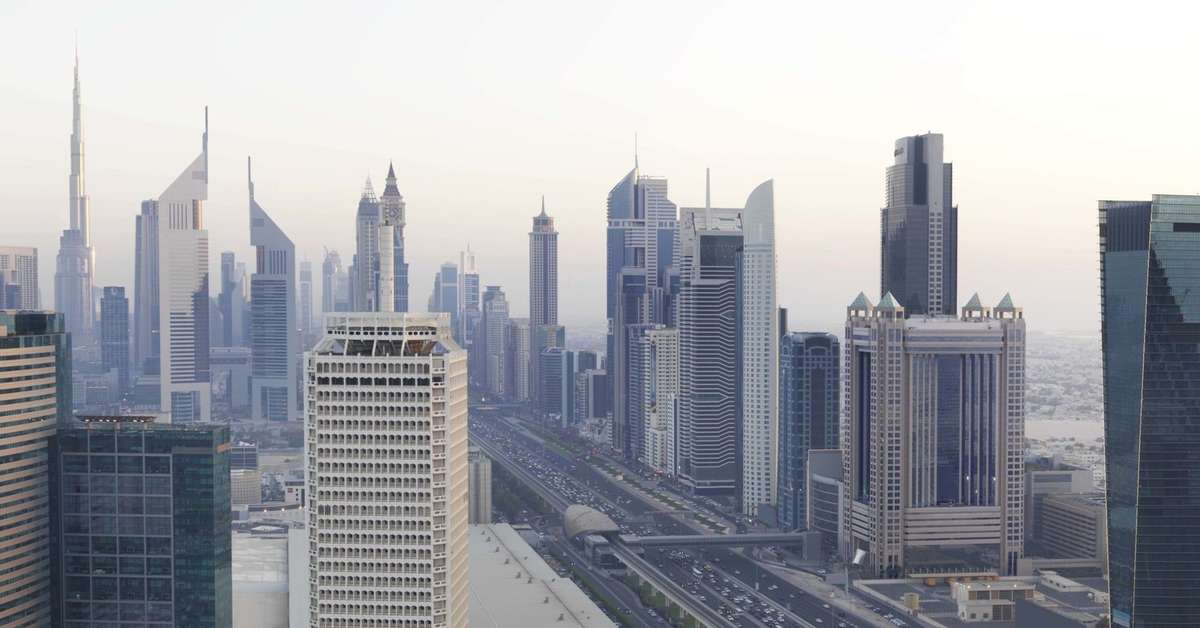 Een foto van de buitenkant van Fairmont Dubai