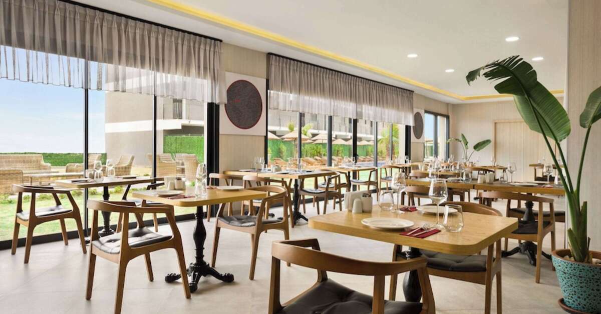 Een foto van Ramada by Wyndham Cesme