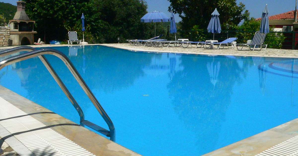 Een foto van het zwembad bij Apraos Bay Hotel