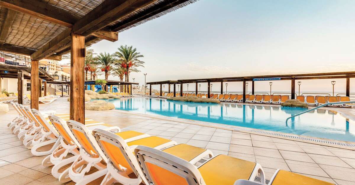 Ein Foto vom Pool im AX Sunny Coast Resort