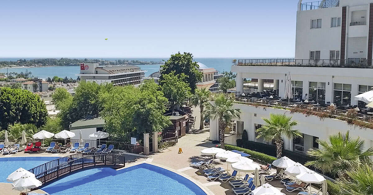 Ein Foto vom Pool im Side Prenses Resort & Spa