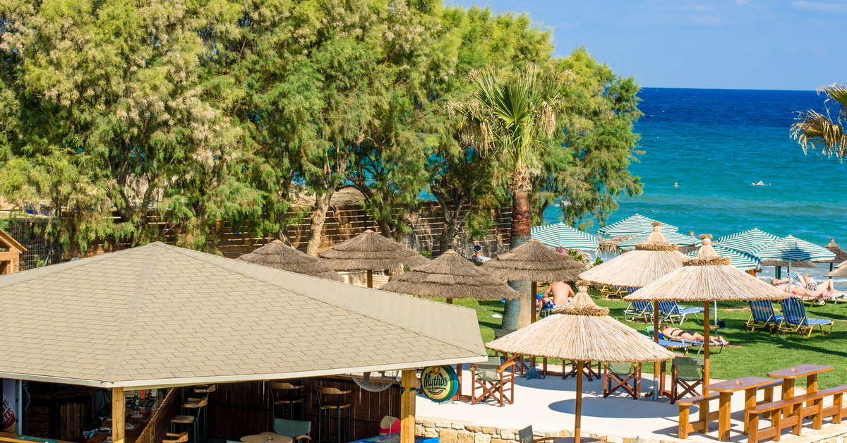 Een foto van de faciliteiten bij Plaka Beach Resort