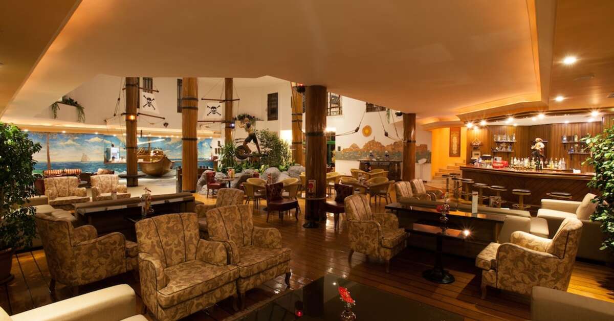 Een foto van de faciliteiten bij Pirate's Beach Club