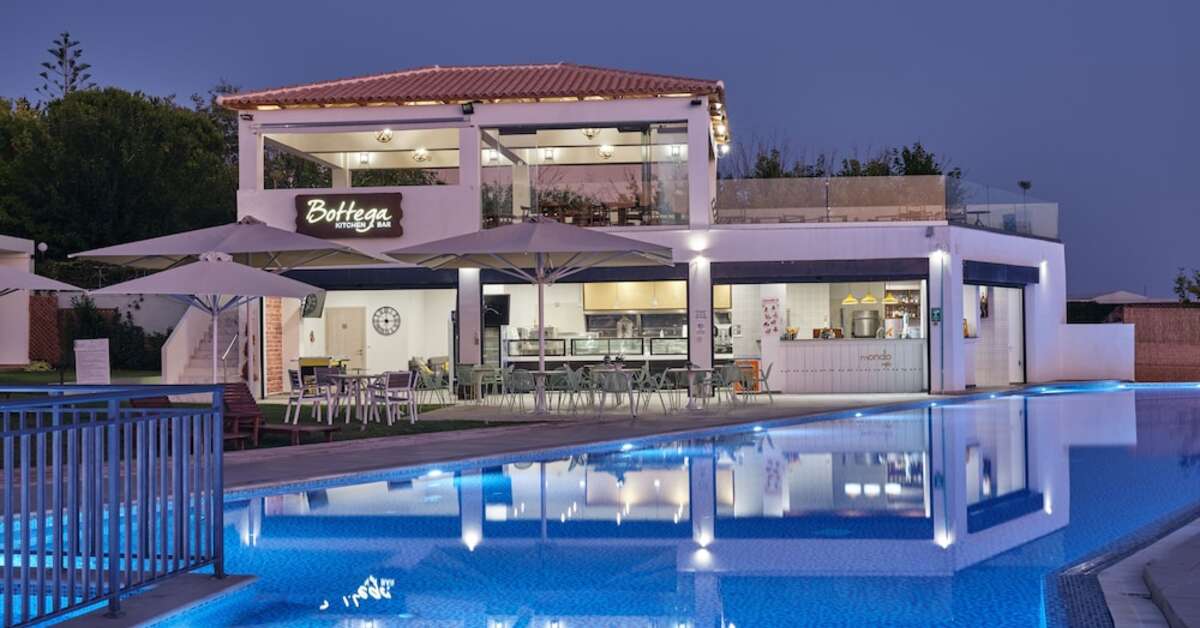 Een foto van Cavo Orient Beach Hotel