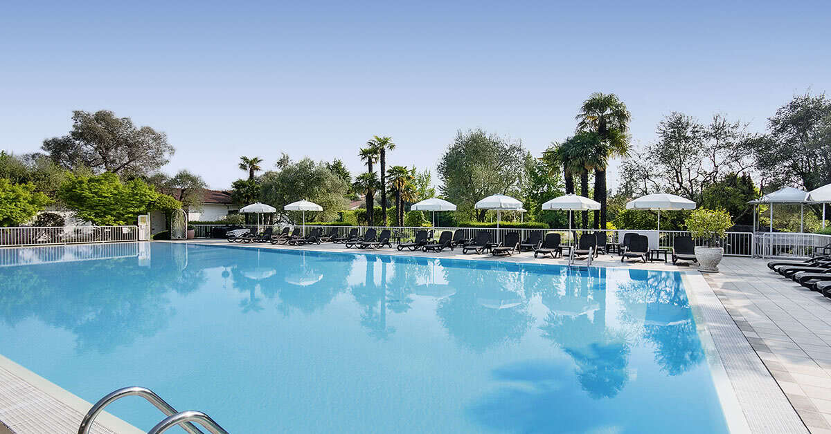 Een foto van het zwembad bij Hotel Villa Maria