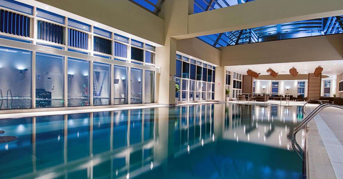 Ein Foto vom Pool im Grand Millennium Al Wahda