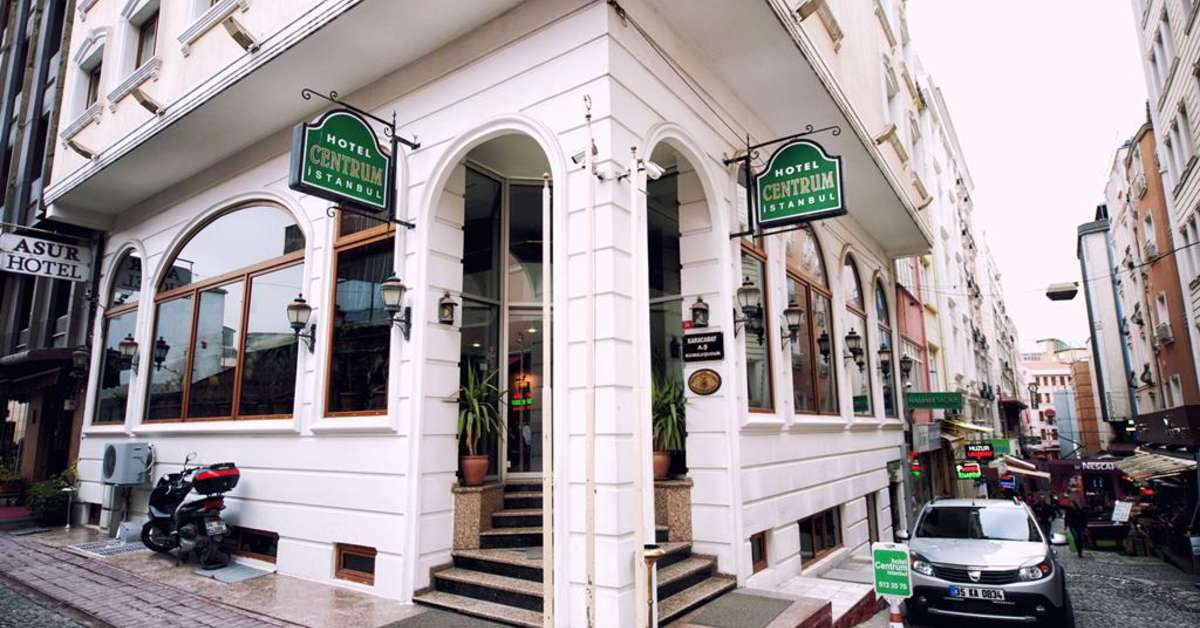 Een foto van de buitenkant van Hotel Centrum Istanbul