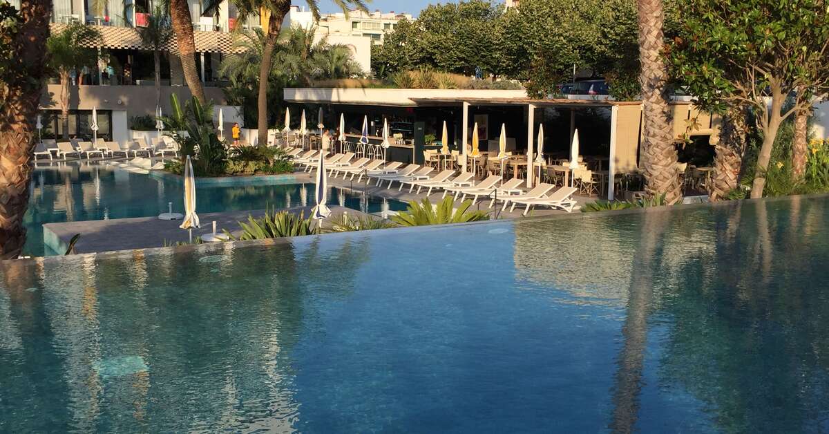 Ein Foto vom Pool im Aqua Hotel Silhouette & Spa