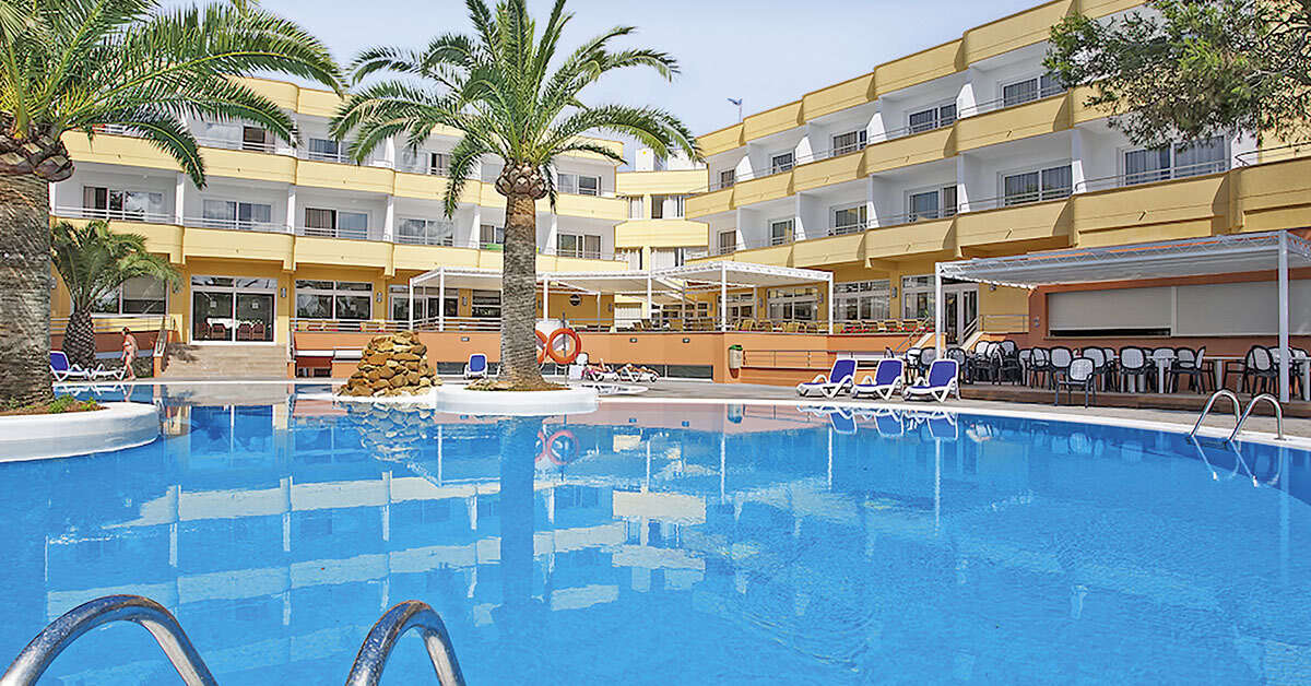 Een foto van het zwembad bij Hotel Spa Sagitario Playa