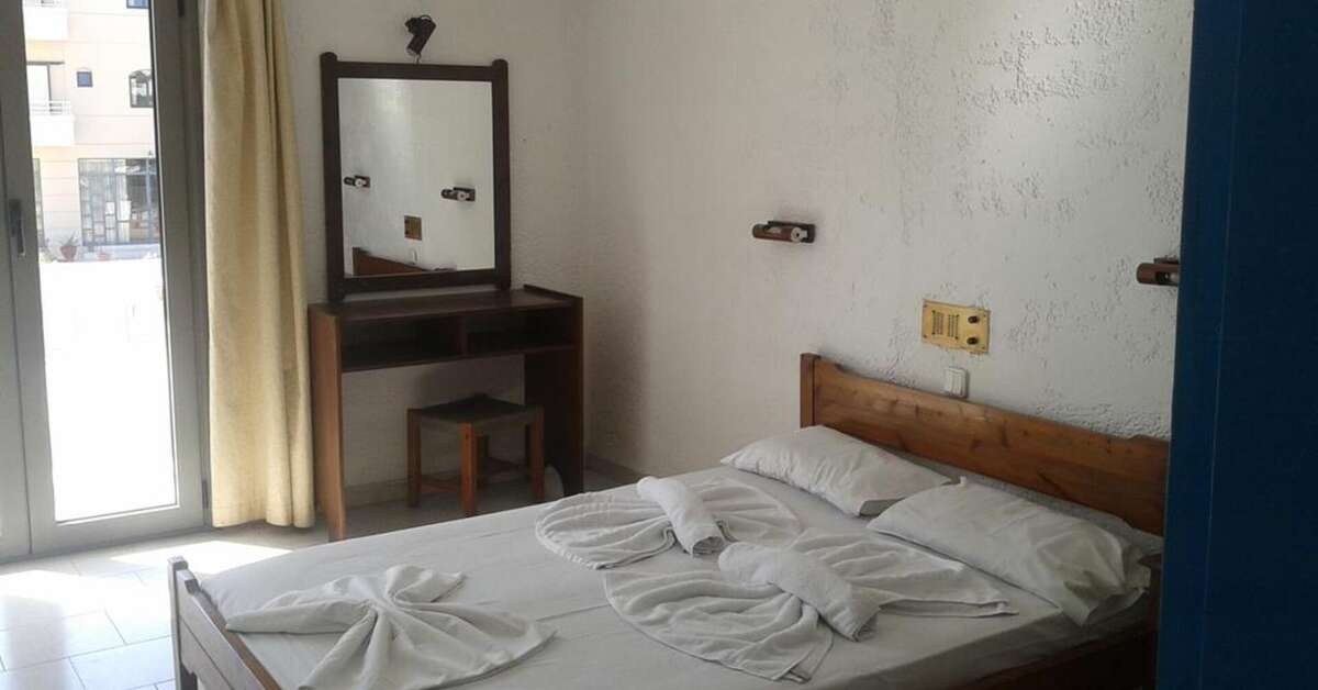 Ein Foto Neon Hotel