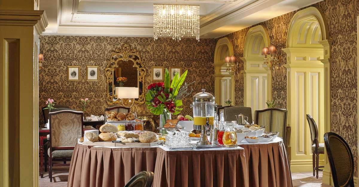 Een foto van Buswells Hotel