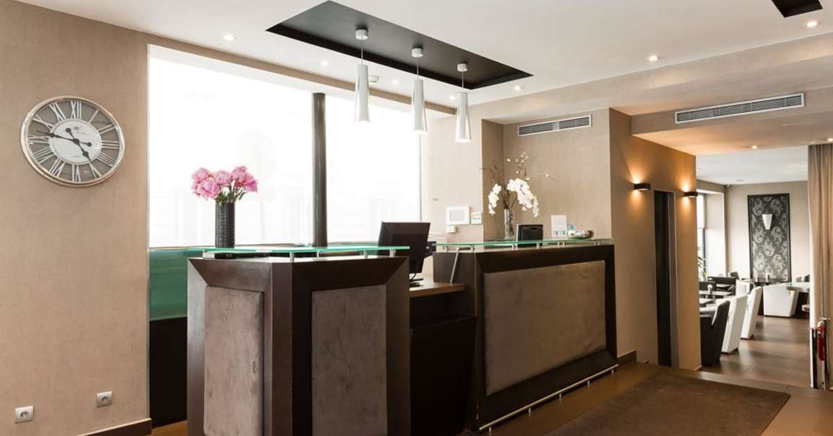 Een foto van het interieur van Hotel Elysees Bassano