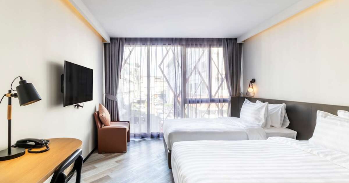 Een foto van Seekers Finders Rama IV Hotel SureStay Collection by BW
