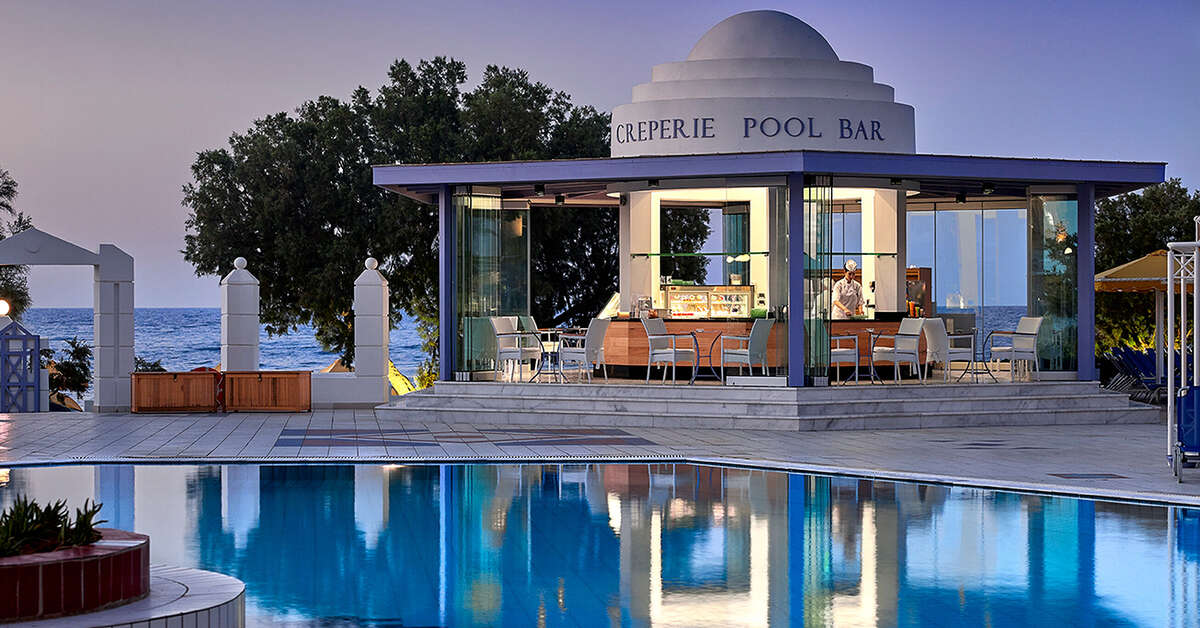 Een foto van het zwembad bij Serita Beach Hotel
