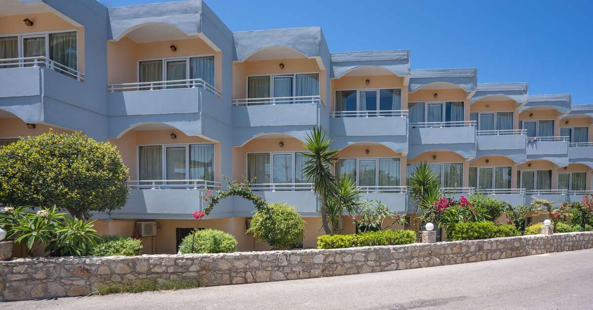 Een foto van de buitenkant van Kathrin Beach Hotel