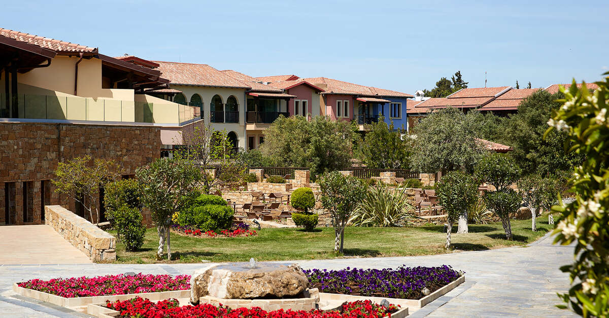 Een foto van de buitenkant van Anthemus Sea Beach Hotel & Spa