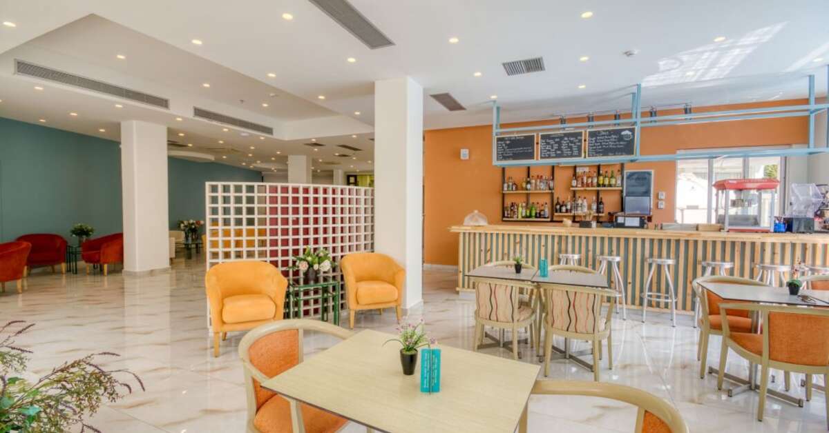 Een foto van het interieur van Arte Hotel