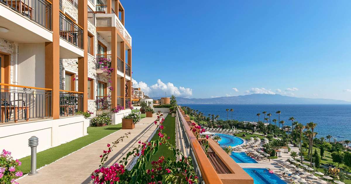 Een foto van het zwembad bij Kefaluka Resort
