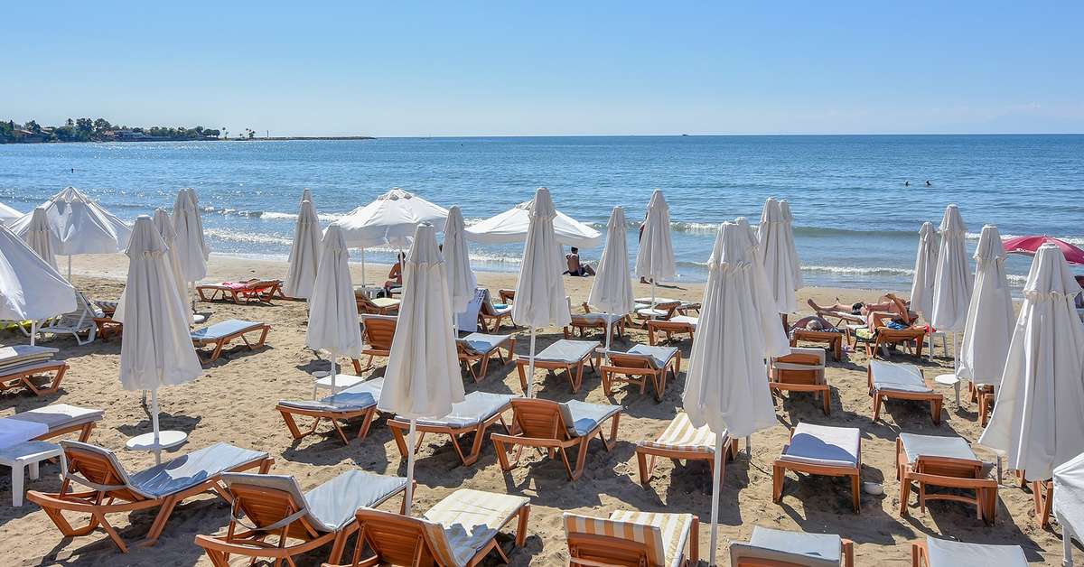 Een foto van het strand bij Altinkum Bungalows