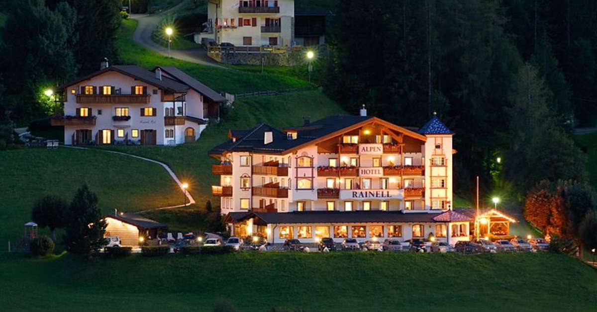 Een foto van de buitenkant van Rainell Dolomites Retreat