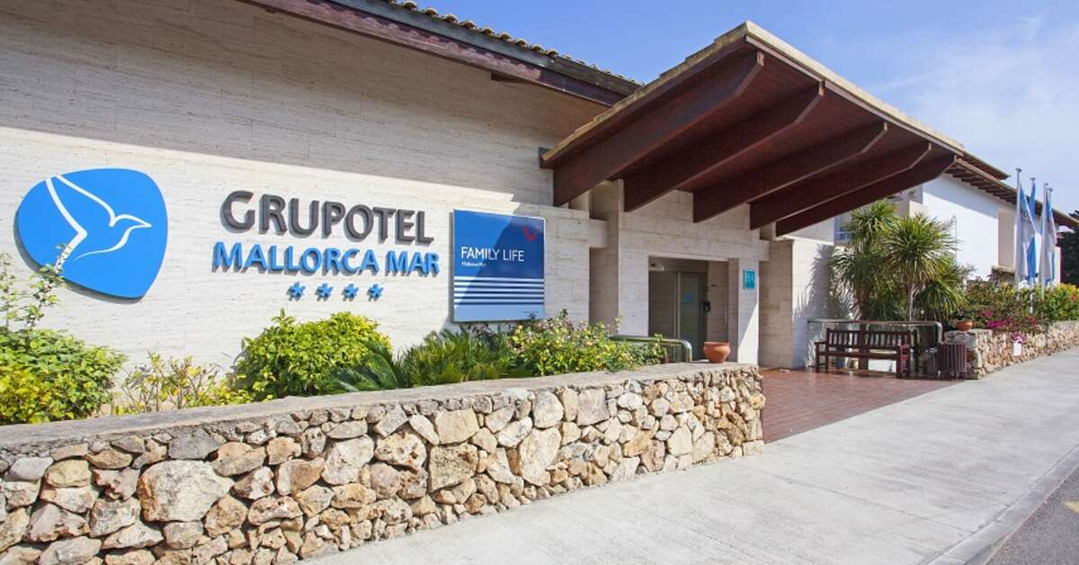 Een foto van de buitenkant van Grupotel Mallorca Mar