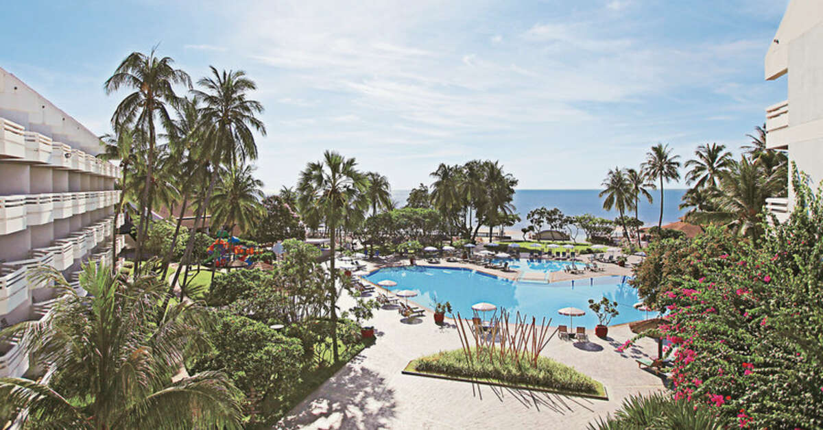 Een foto van het zwembad bij The Regent Cha am Beach Resort