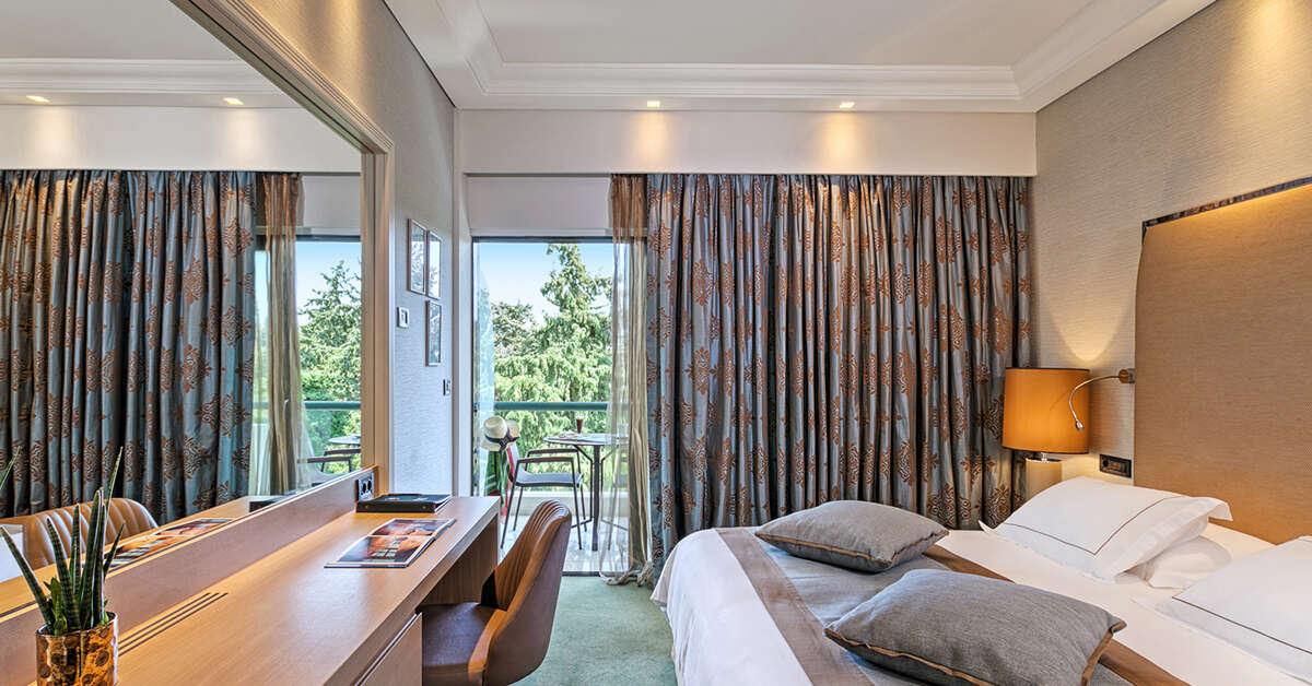 Ein Foto Rodos Park Suites & Spa Hotel