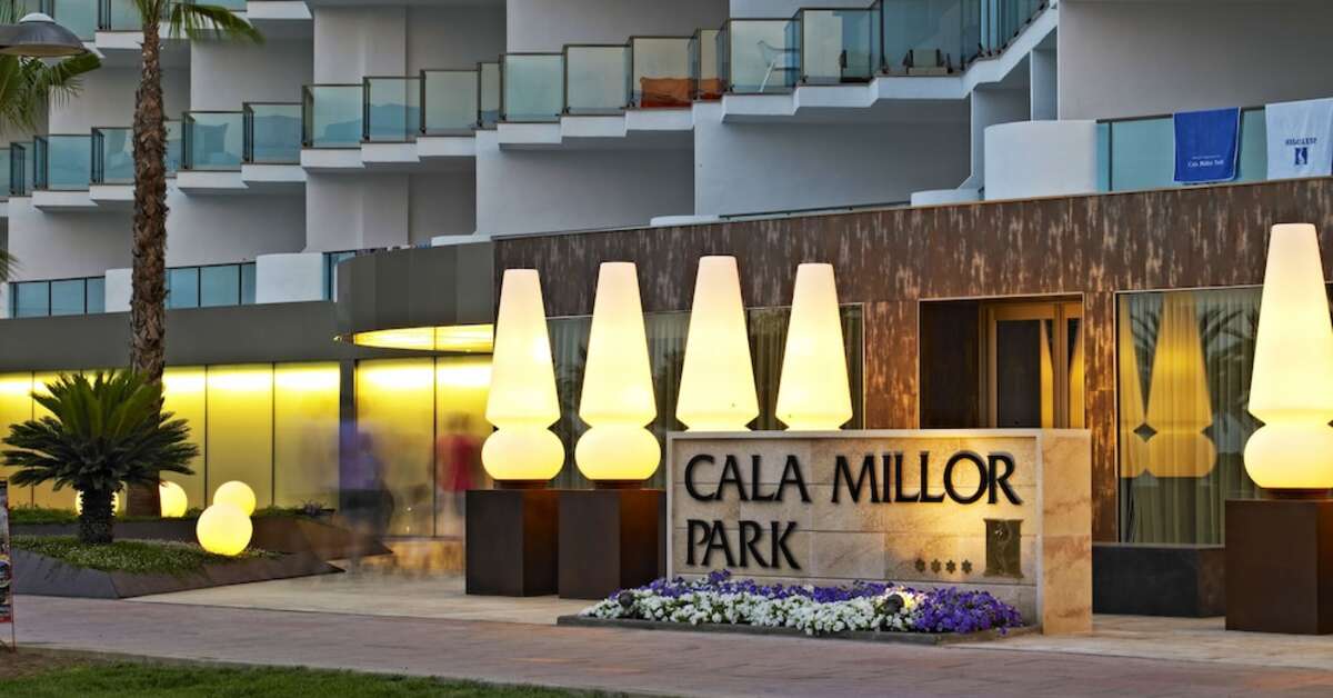 Een foto van de buitenkant van Hipotels Cala Millor Park