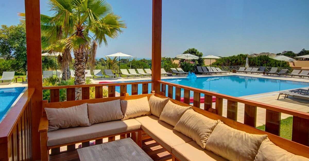 Ein Foto von der Terrasse im Pinheiros da Balaia