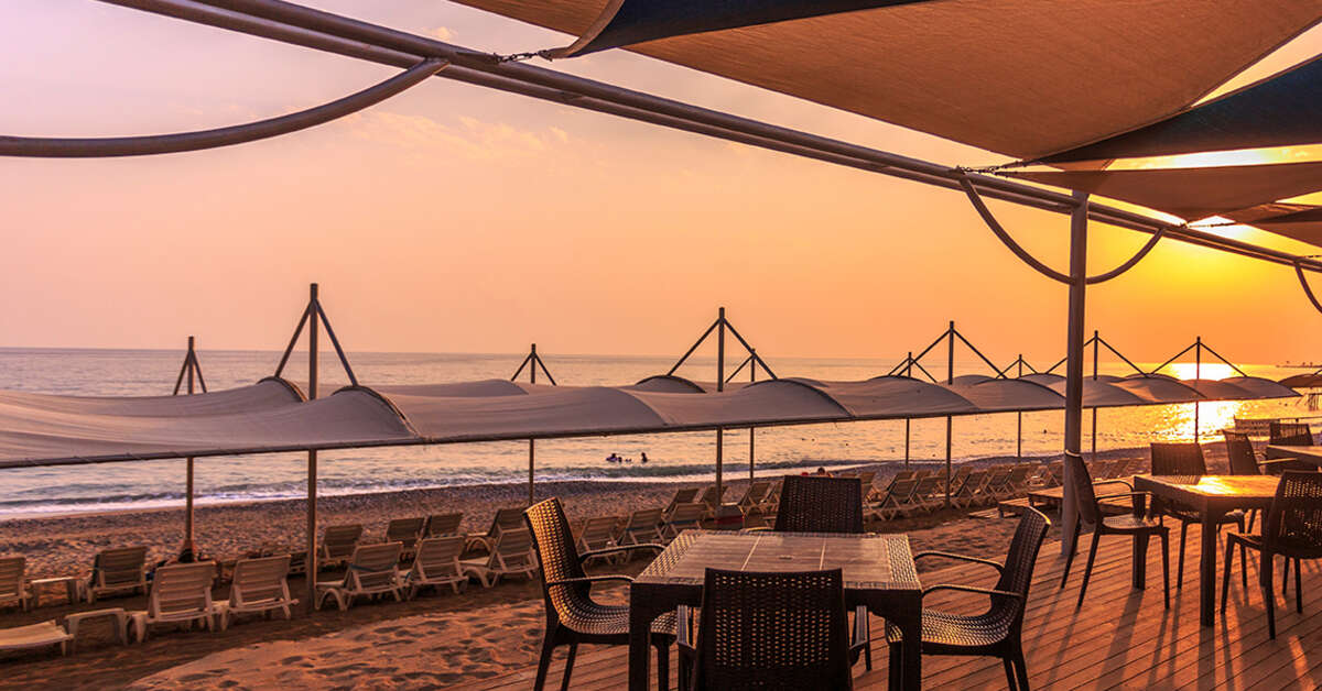 Ein Foto vom Strand beim Xoria Deluxe Hotel