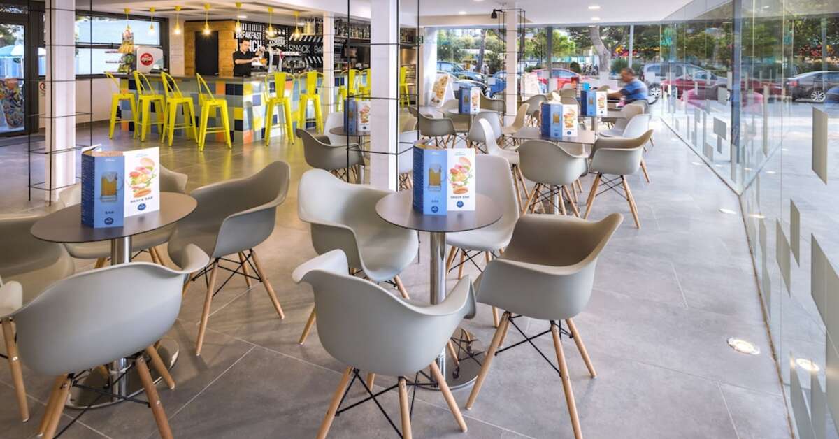 Een foto van het interieur van Hotel GHT Sa Riera